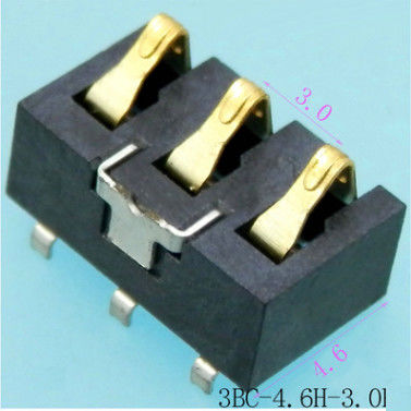 BC موصل البطارية 3P مايكرو USB موصل ثنائي الفينيل متعدد الكلور معدن اللون الأسود مع البيت الأبيض الأسود